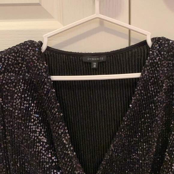 Dynamite| sparkle beautiful party top (size: S) - Picture 4 of 8